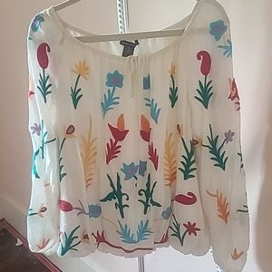 Chelsea & Theodore Peseant Top